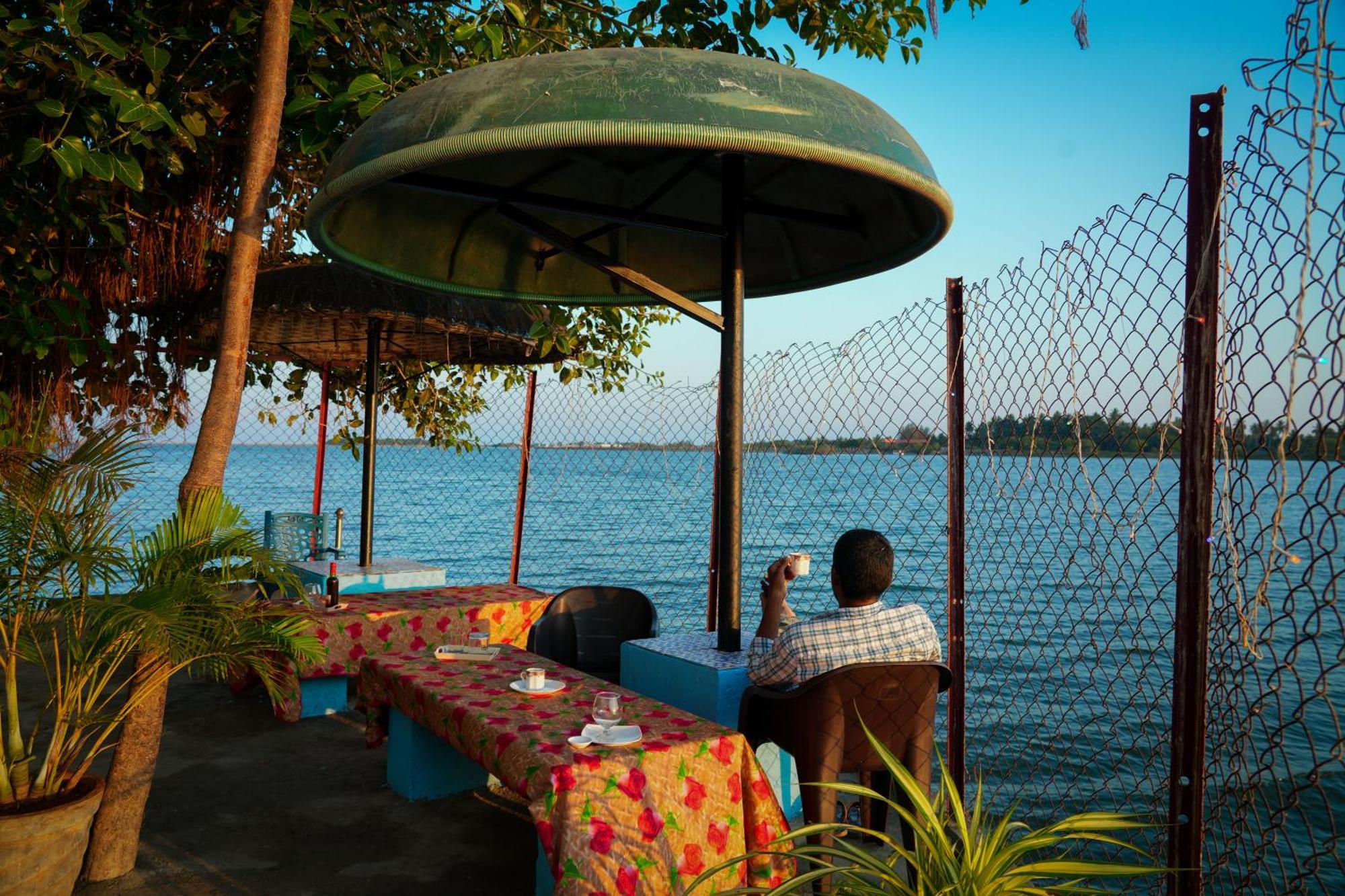 Victoria'S River View Resort Pondicherry Exterior foto